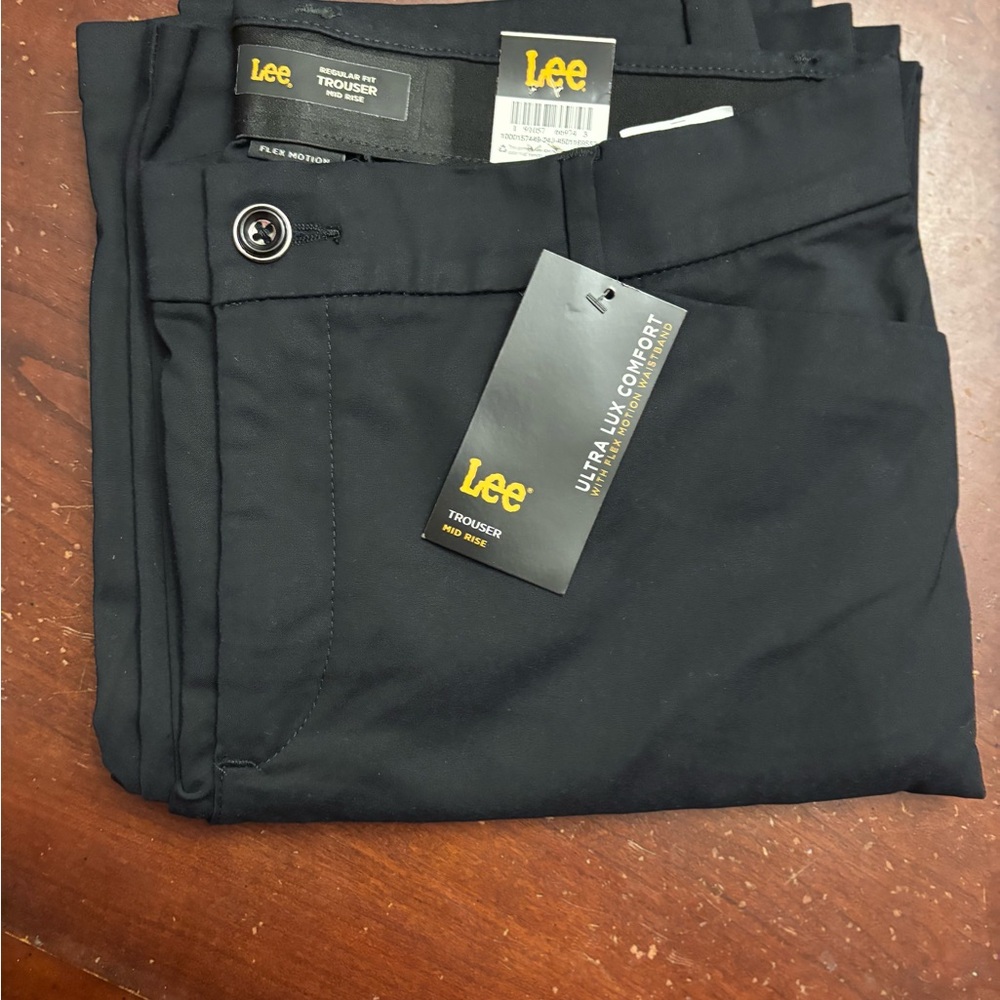 Woman’s Lee ultra lux comfort fit mid rise flex motion black work pants 14m BNWT
